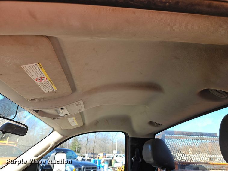 image for item EO7068 2013 Chevrolet Silverado 3500HD utility bed pickup truck
