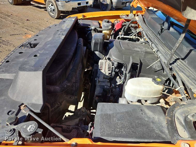 image for item EO7068 2013 Chevrolet Silverado 3500HD utility bed pickup truck