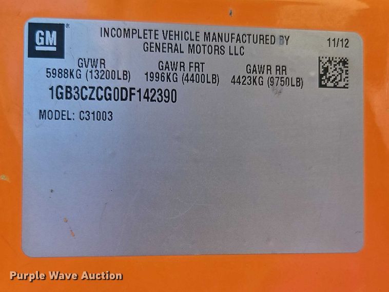 image for item EO7068 2013 Chevrolet Silverado 3500HD utility bed pickup truck