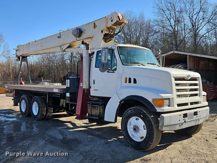 image for item EO7069 1999 Sterling L-Line crane truck