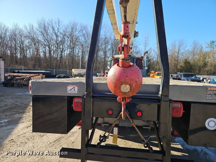 image for item EO7069 1999 Sterling L-Line crane truck