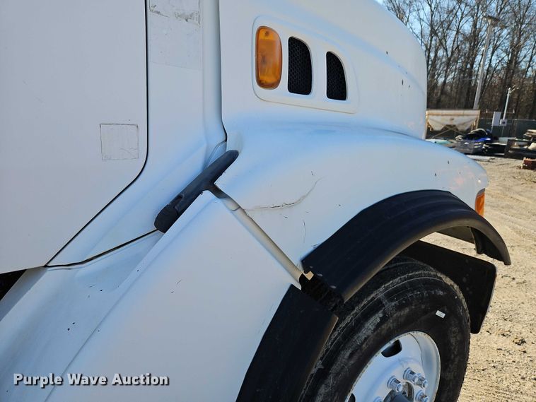 image for item EO7069 1999 Sterling L-Line crane truck