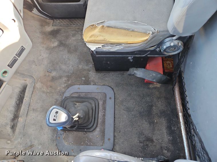 image for item EO7069 1999 Sterling L-Line crane truck