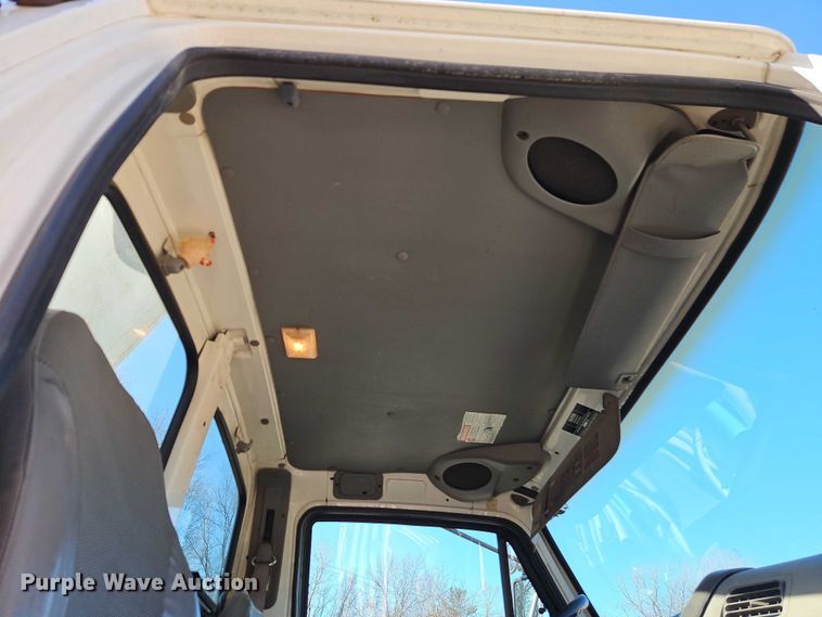 image for item EO7069 1999 Sterling L-Line crane truck