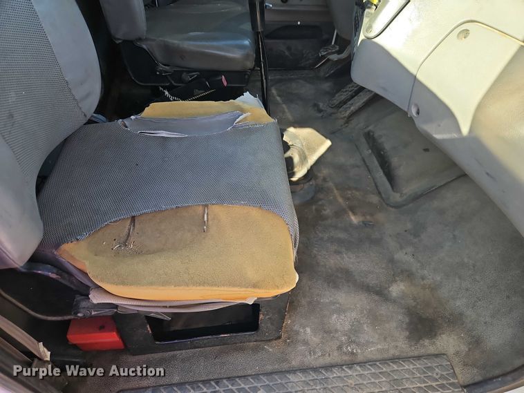 image for item EO7069 1999 Sterling L-Line crane truck