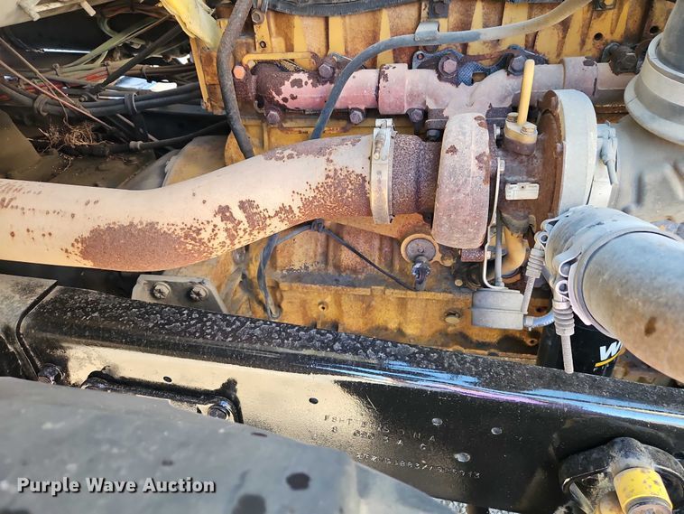 image for item EO7069 1999 Sterling L-Line crane truck