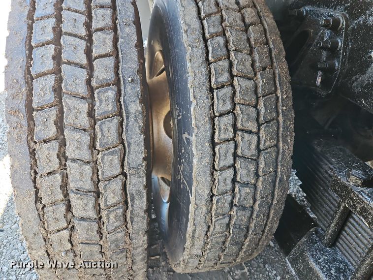 image for item EO7069 1999 Sterling L-Line crane truck