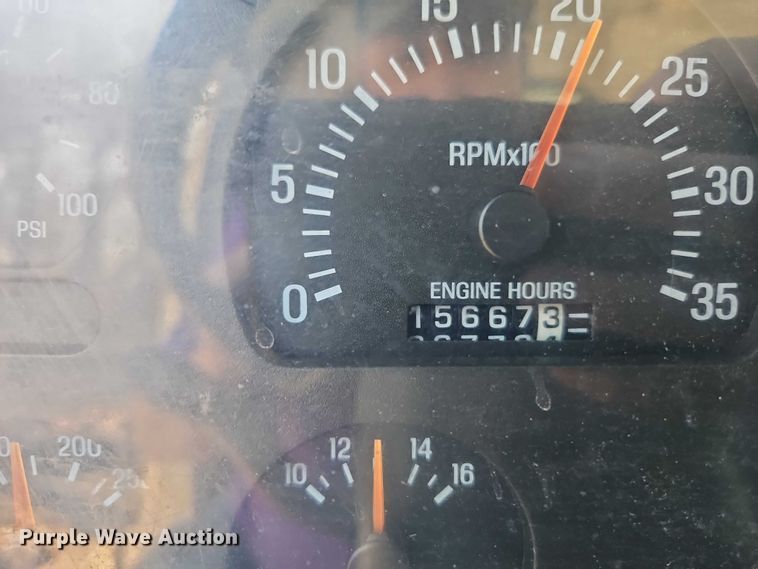 image for item EO7069 1999 Sterling L-Line crane truck