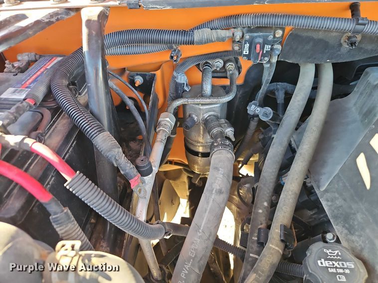 image for item EO7070 2013 Chevrolet Silverado 3500HD utility bed pickup truck