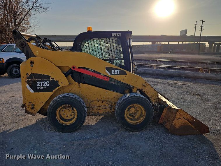 image for item EO7127 2011 Caterpillar 272C skid steer loader