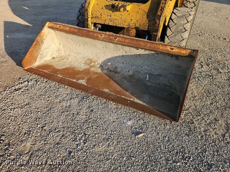 image for item EO7127 2011 Caterpillar 272C skid steer loader