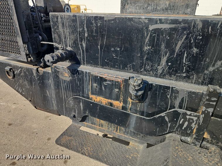 image for item EO7129 Neal DA850 seal coat machine