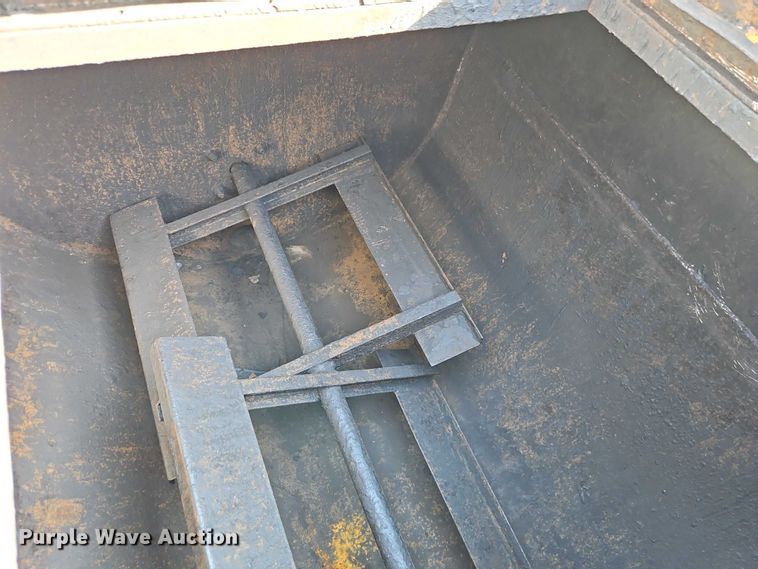 image for item EO7129 Neal DA850 seal coat machine