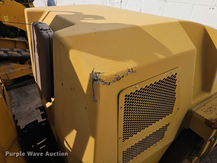 image for item EO7130 Caterpillar CC24 double drum roller