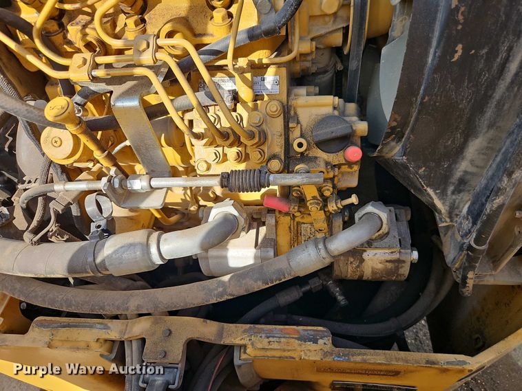 image for item EO7130 Caterpillar CC24 double drum roller