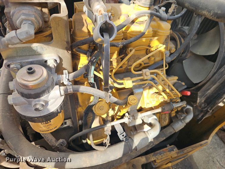 image for item EO7130 Caterpillar CC24 double drum roller