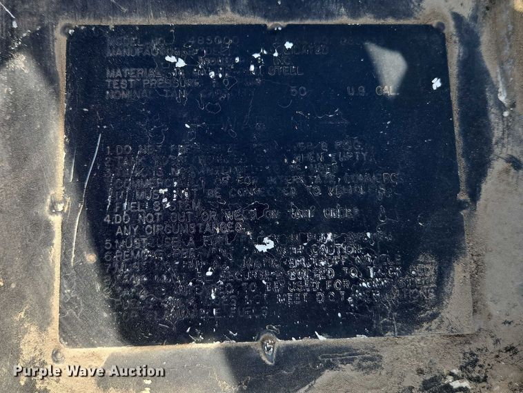 image for item EO7135 (4) fuel tanks