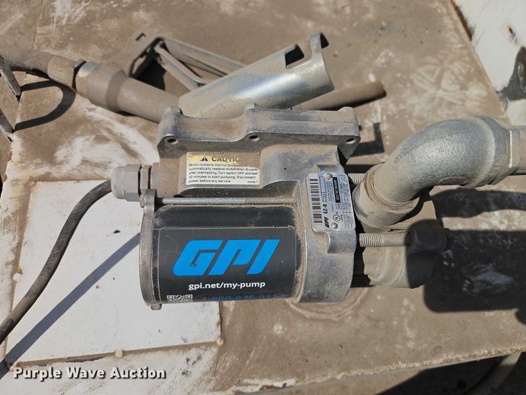 image for item EO7135 (4) fuel tanks