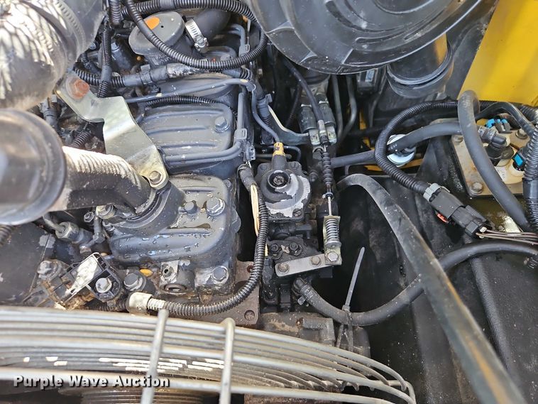 image for item EO7140 2011 New Holland L230 skid steer loader