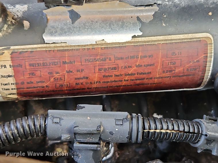 image for item EO7140 2011 New Holland L230 skid steer loader