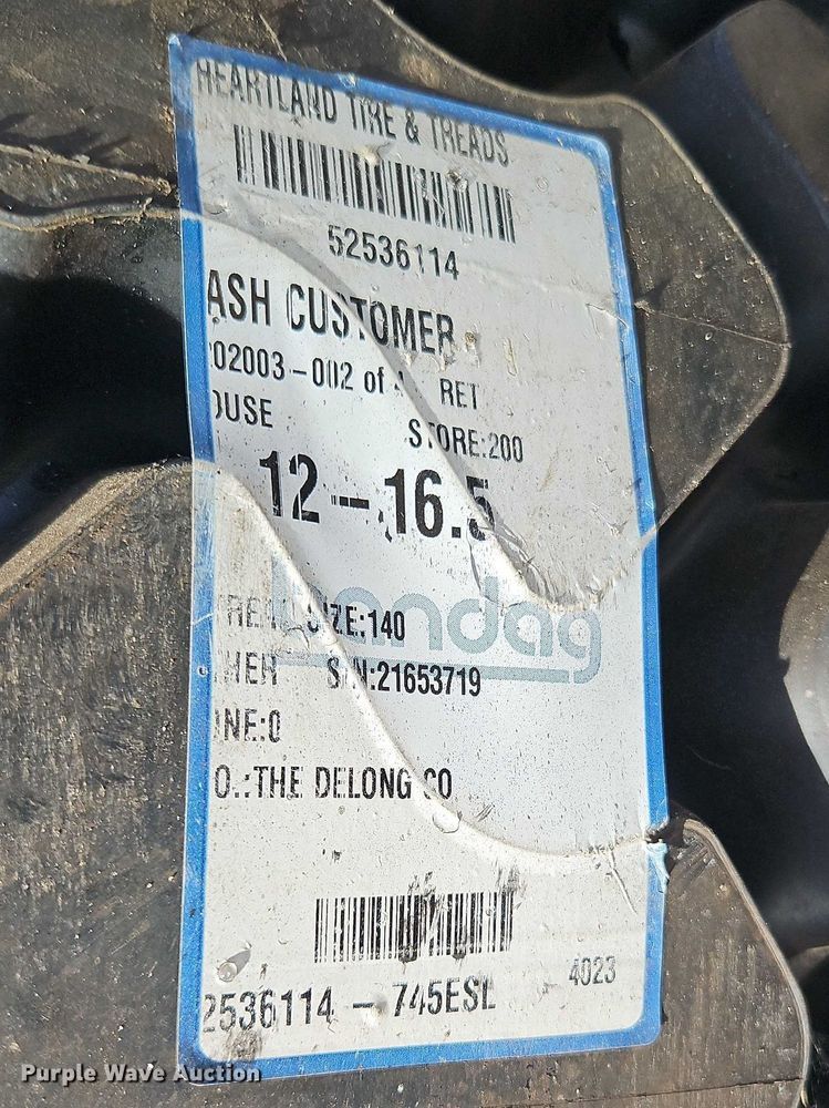 image for item EO7140 2011 New Holland L230 skid steer loader