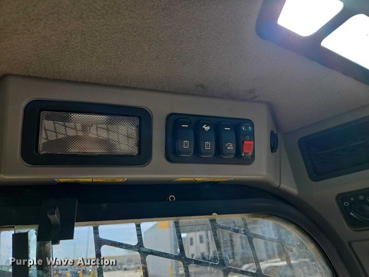 image for item EO7150 2021 Caterpillar 289D3 tracked skid steer loader