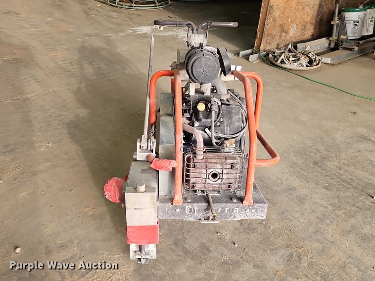 image for item EO7152 Husqvarna X4000 concrete saw