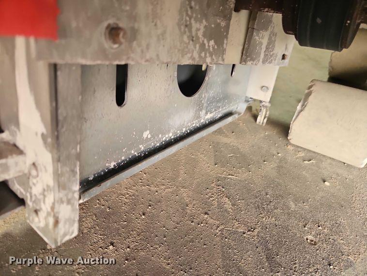 image for item EO7152 Husqvarna X4000 concrete saw