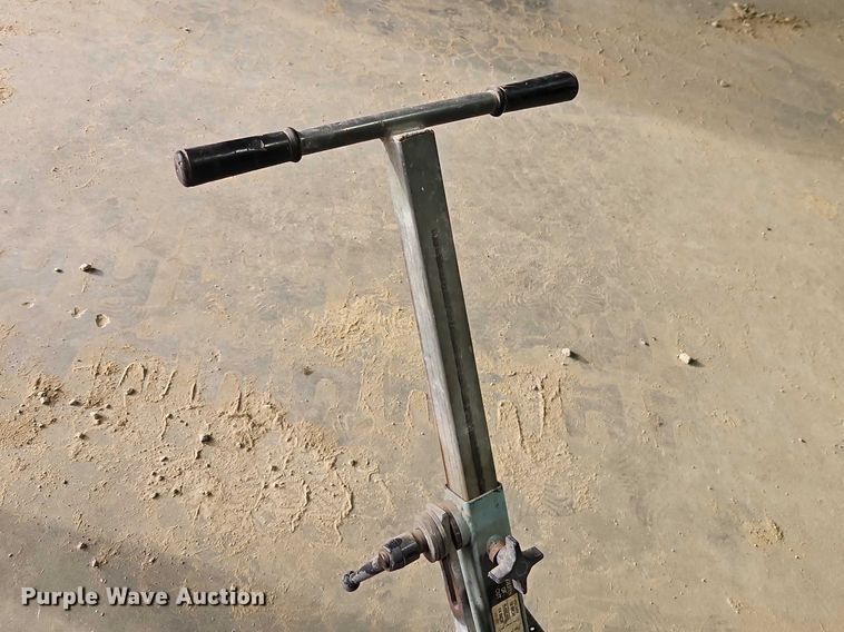 image for item EO7153 Diamant Boart MCSII-13H concrete saw