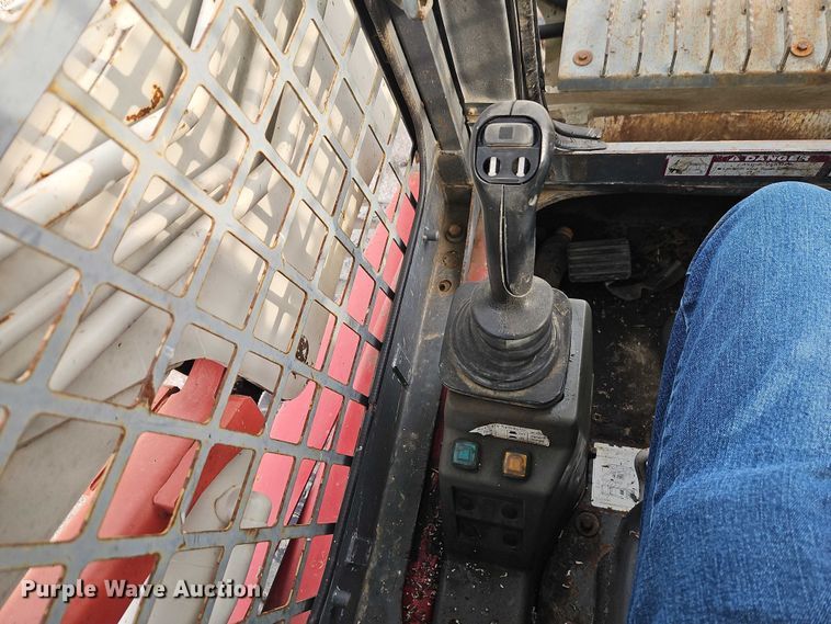 image for item EO7154 2007 Takeuchi TL140 tracked skid steer loader