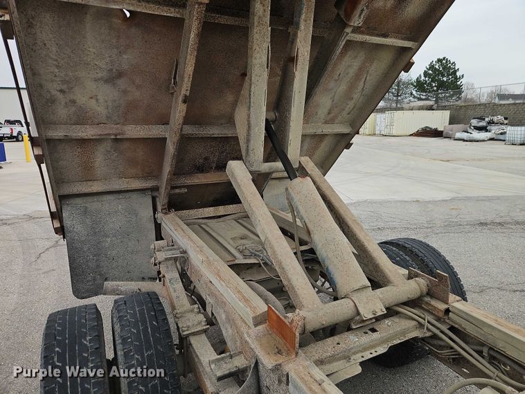 image for item EO7155 2000 Ford F350 dump flatbed pickup truck