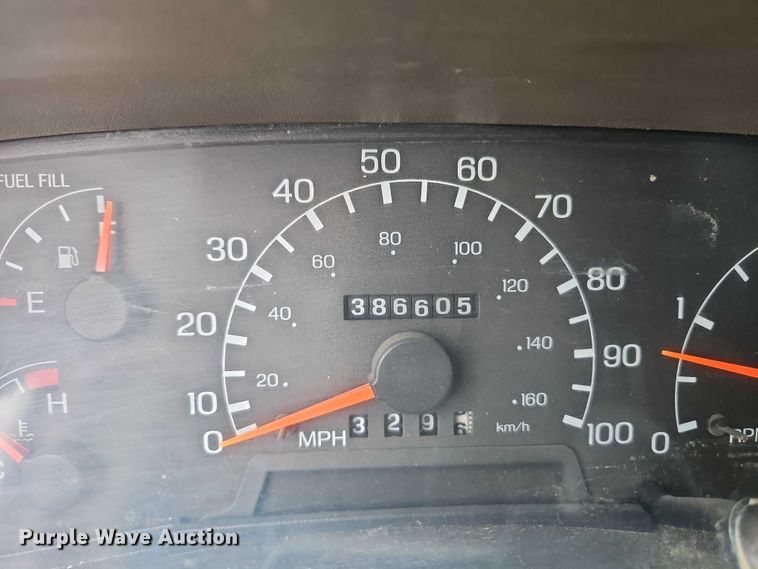 image for item EO7155 2000 Ford F350 dump flatbed pickup truck