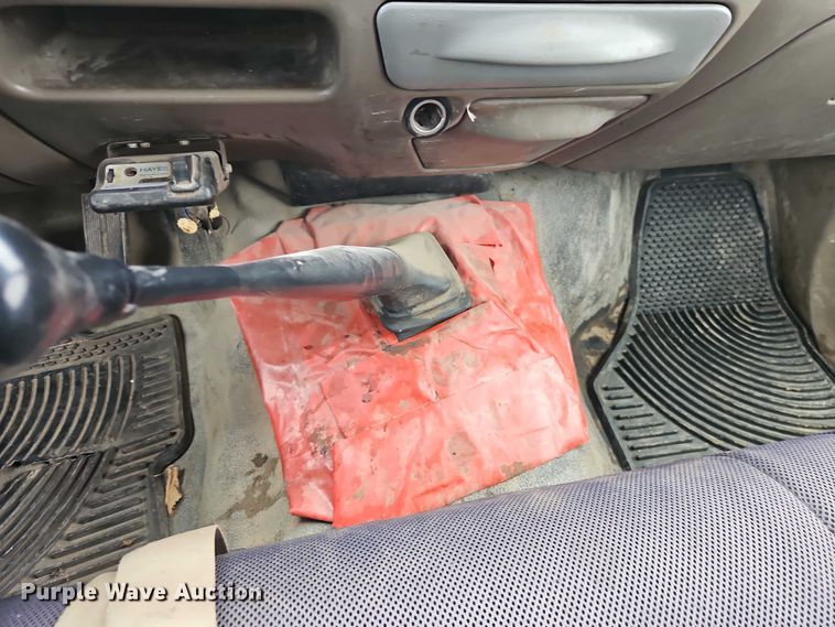 image for item EO7155 2000 Ford F350 dump flatbed pickup truck