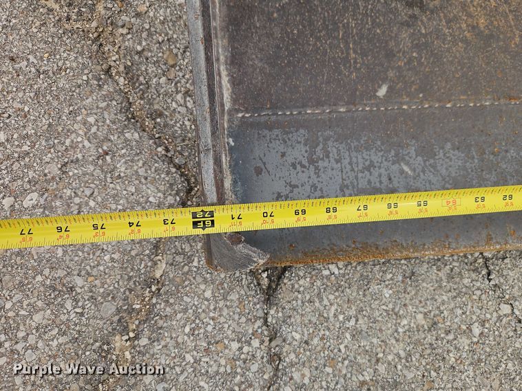 image for item EO7156 2012 Takeuchi TL10 tracked skid steer loader