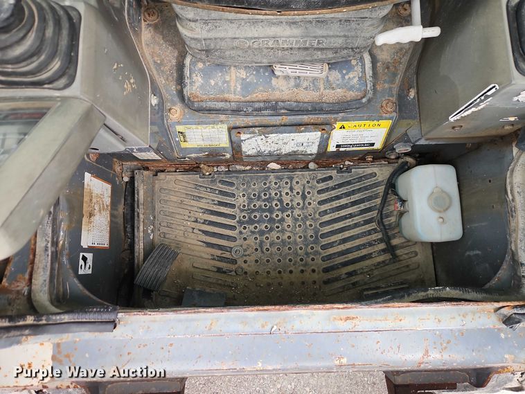 image for item EO7156 2012 Takeuchi TL10 tracked skid steer loader