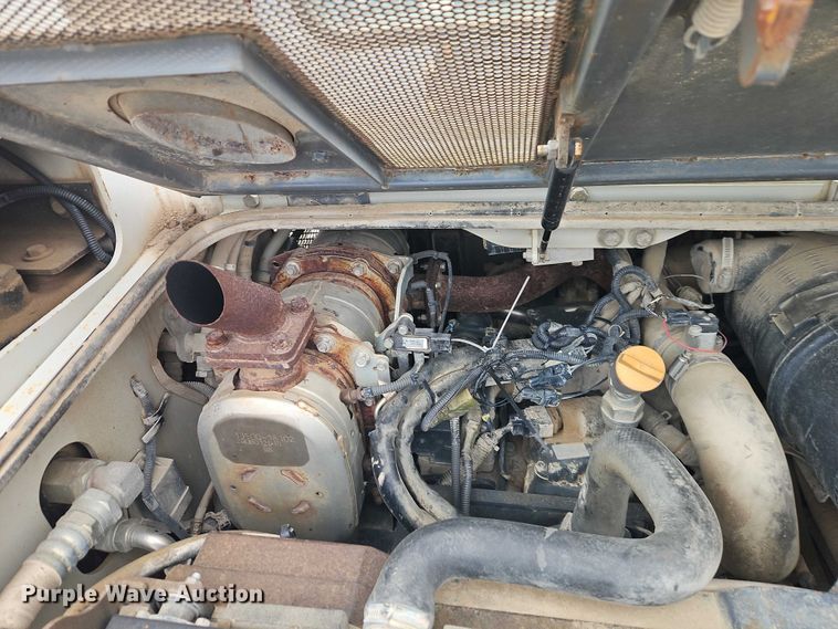 image for item EO7156 2012 Takeuchi TL10 tracked skid steer loader