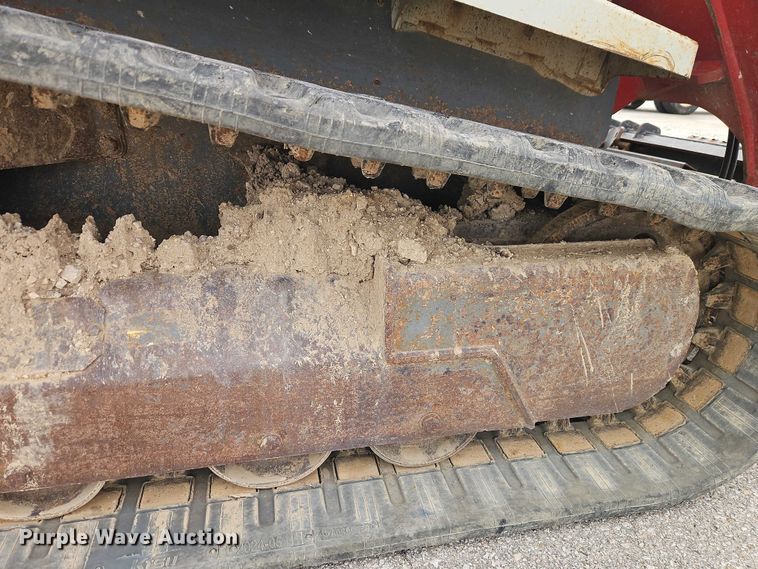 image for item EO7156 2012 Takeuchi TL10 tracked skid steer loader