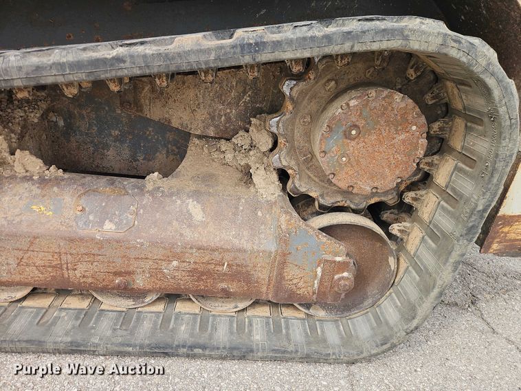 image for item EO7156 2012 Takeuchi TL10 tracked skid steer loader