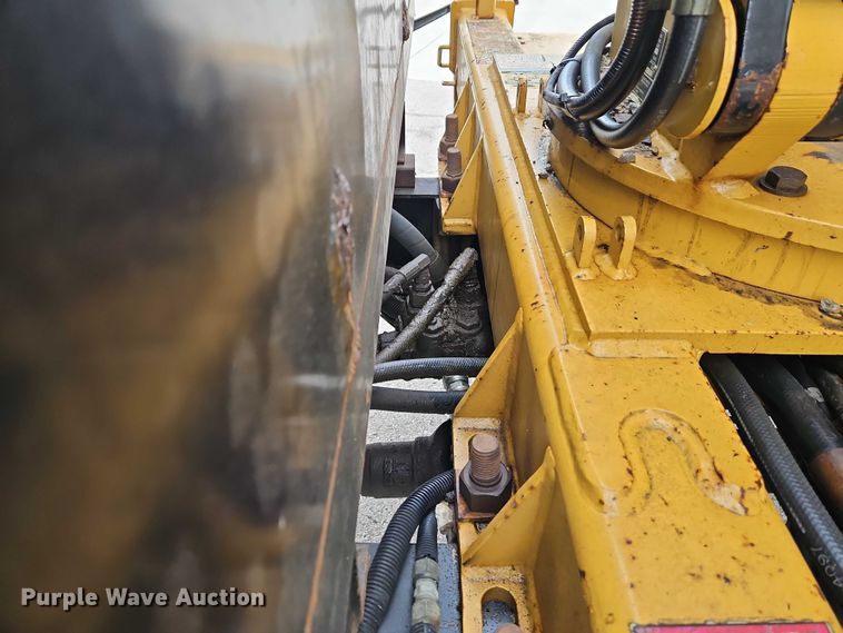 image for item EO7157 1998 Freightliner FL80 dump truck