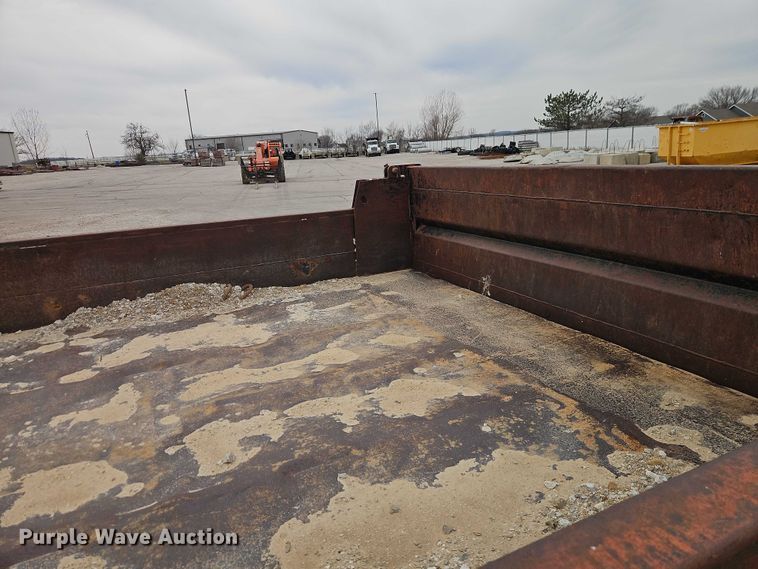 image for item EO7157 1998 Freightliner FL80 dump truck