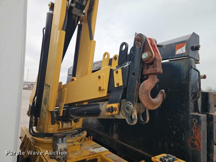 image for item EO7157 1998 Freightliner FL80 dump truck