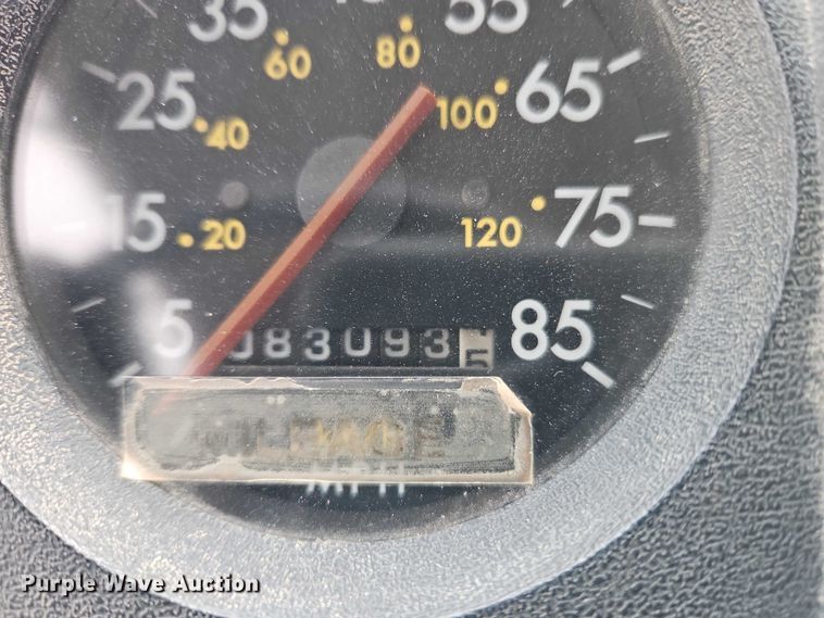 image for item EO7157 1998 Freightliner FL80 dump truck