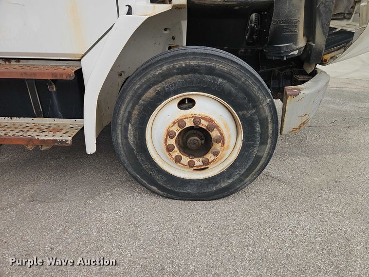 image for item EO7157 1998 Freightliner FL80 dump truck