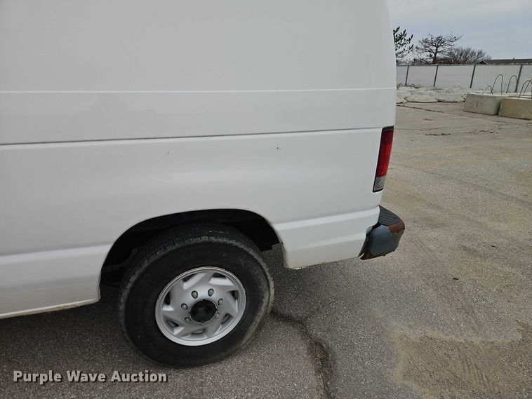 image for item EO7159 2012 Ford E250 van
