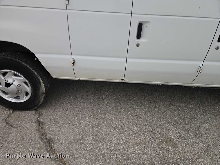 image for item EO7159 2012 Ford E250 van