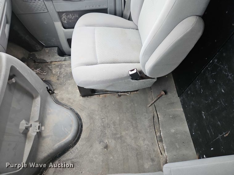 image for item EO7159 2012 Ford E250 van