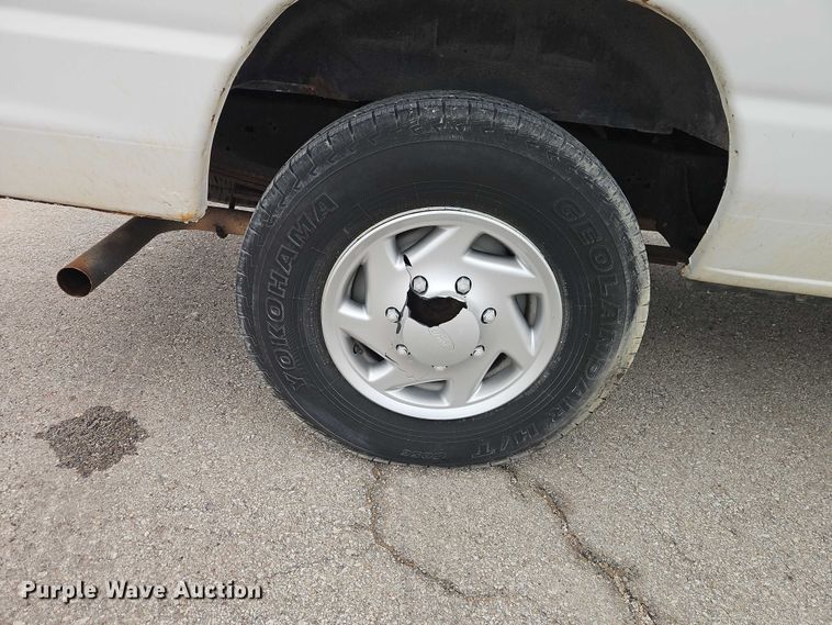 image for item EO7159 2012 Ford E250 van