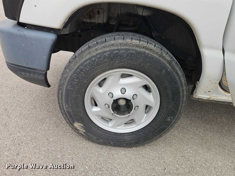 image for item EO7159 2012 Ford E250 van