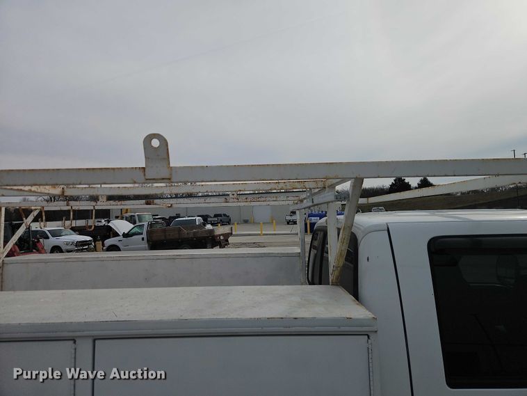 image for item EO7160 2002 Ford F350 Crew Cab utility bed pickup truck