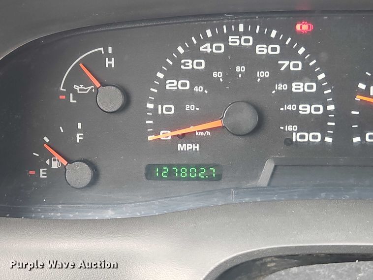 image for item EO7160 2002 Ford F350 Crew Cab utility bed pickup truck